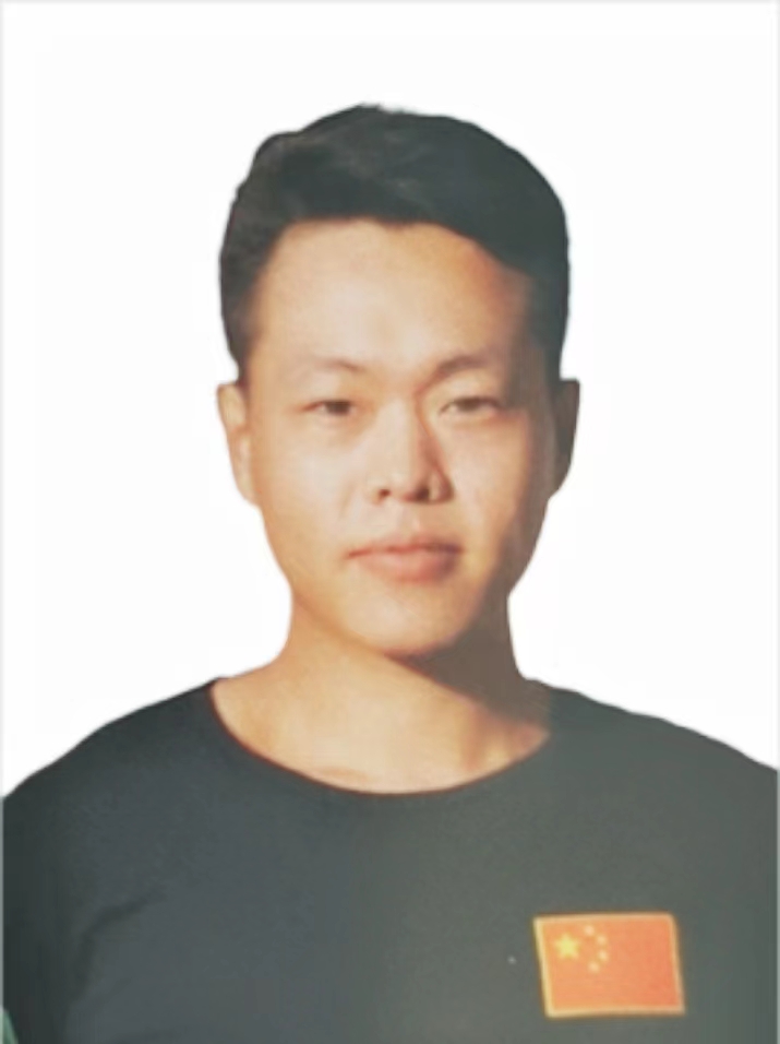 权鑫鑫