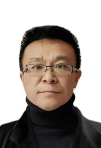 王 雷